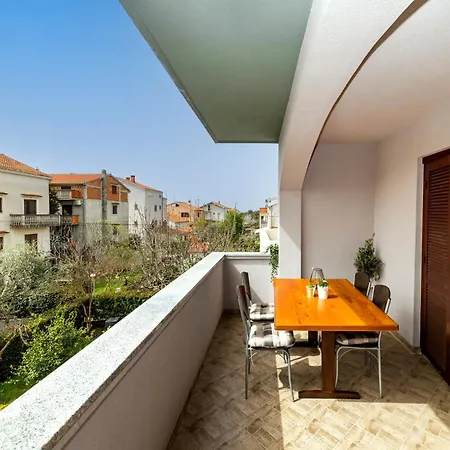 Nea * Zadar